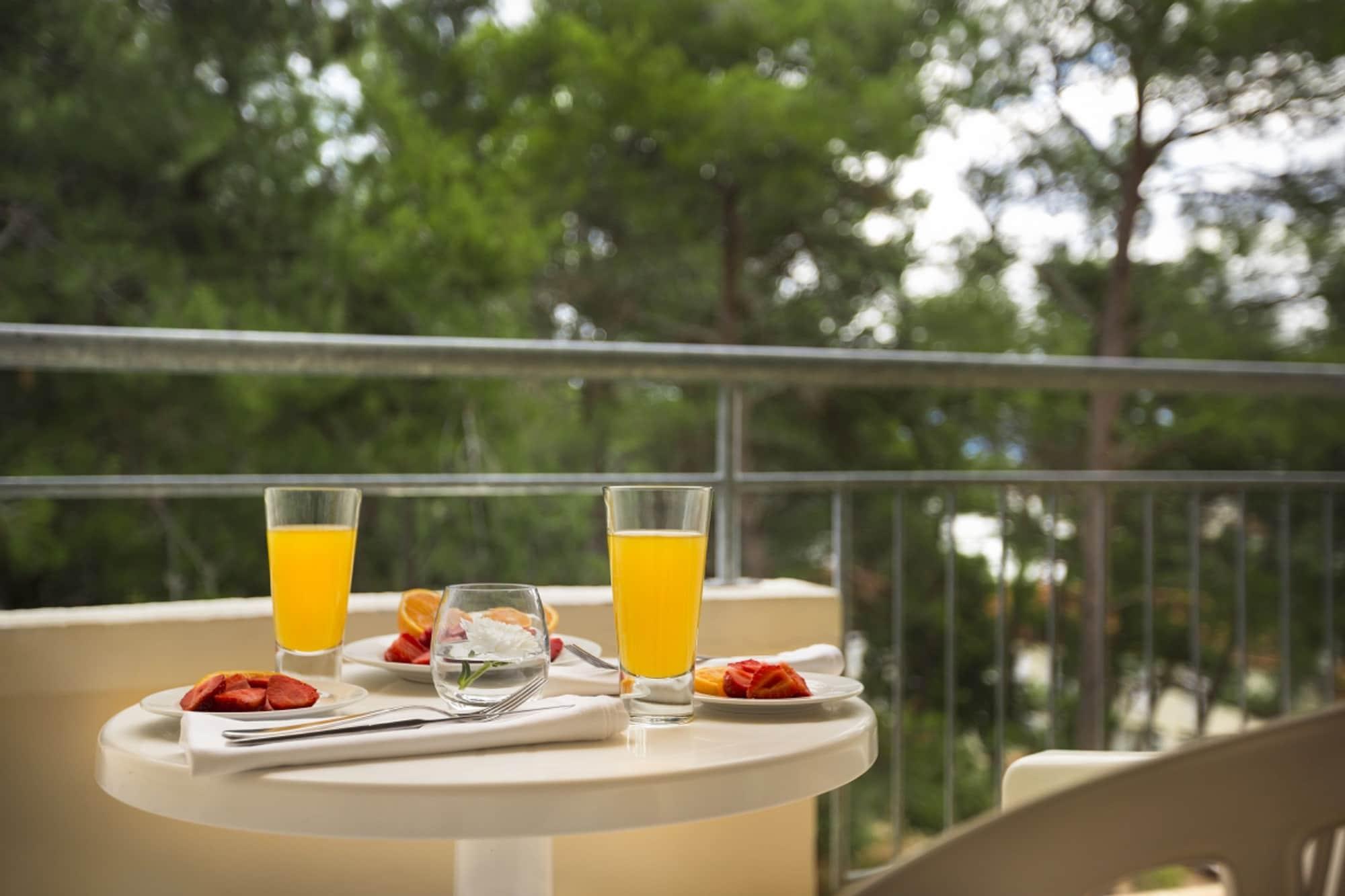 Sunny Rabac By Valamar Dış mekan fotoğraf